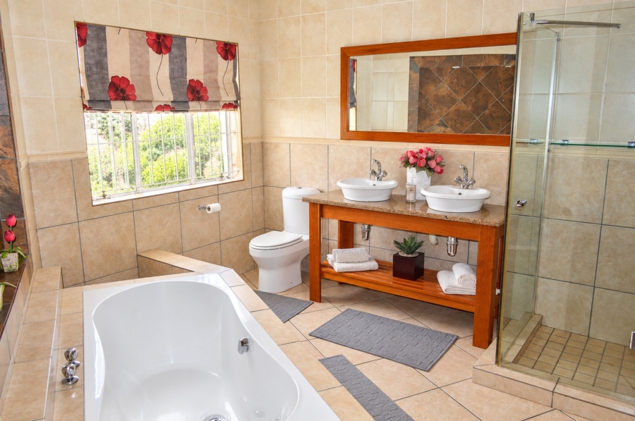 3 Bedroom Property for Sale in Roosheuwel North West